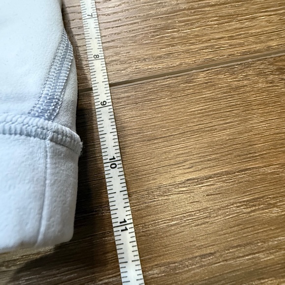 Lululemon Women's Flow Y Nulu Light Support Sports Bra, Size 6, Light Blue - Picture 6 of 9